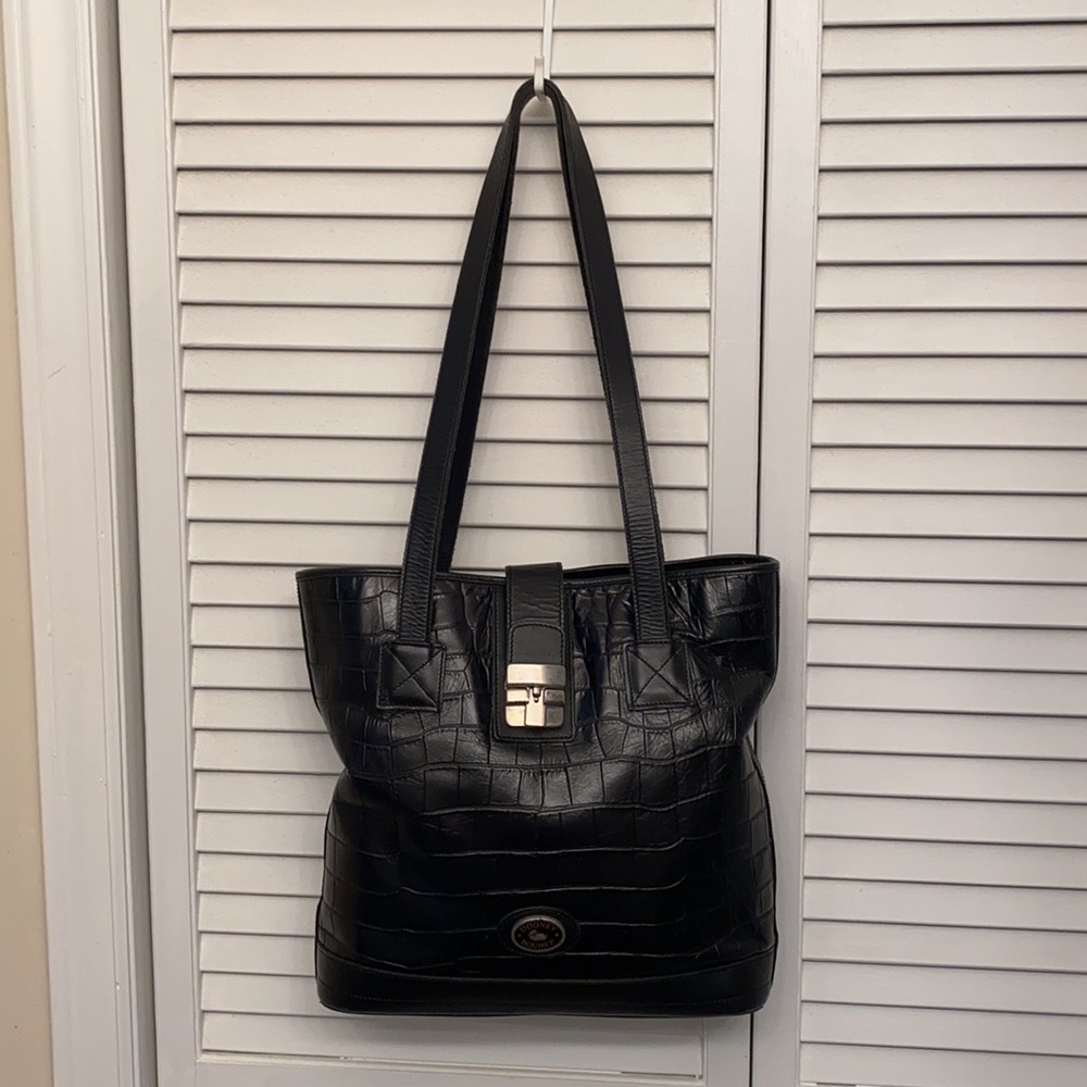 Dooney and Bourke shoulder bag